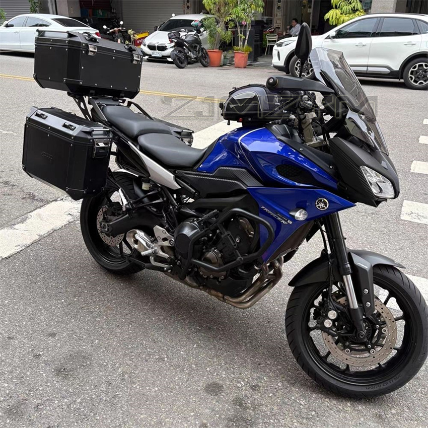 Для мотоциклов YAMAHA Tracer90 – обзор и цена Magnetic Tank Bag